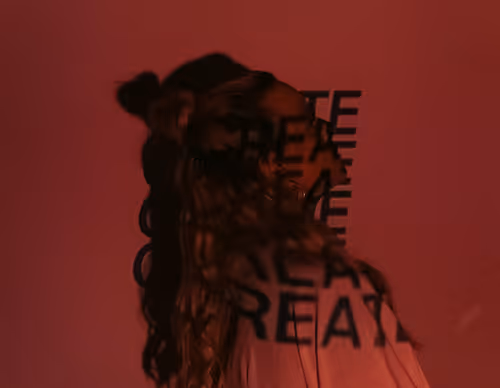 Item #76431782257273330692581047290222378292869117090042347173899293205734696681473 Media