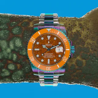 Item #28369060786482390431560489268483886421203468487237177798484669942075783905281 Media