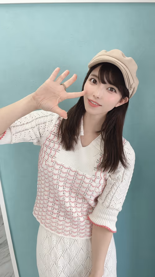 Item #84121289081958468684343997734683858451826841711285640041724668506125180600321 Media