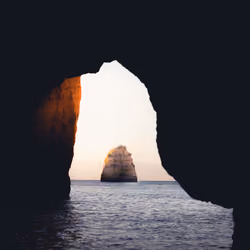 Algarve through the caves