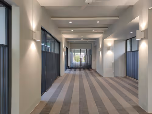 Item #4058855889328924870150502347089059965245829986372701939018037902326867427329 Media