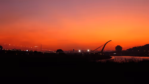 Item #105322358618701185533743754469895824107639028648078310589264470328951550509057 Media