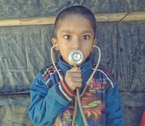 Item #28483083615204022371300351477704581571274768988091129970329682068074232020993 Media