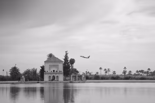 Item #44882446658105913853796509950000769097268566916228504631757224056751604629505 Media