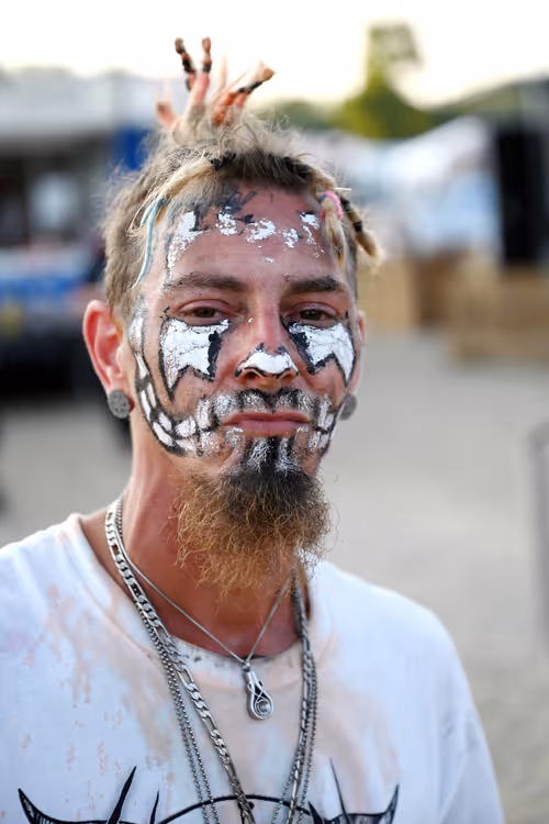 Item #44342675961109375462989417905387760220249458384552523538214946721688281153537 Media