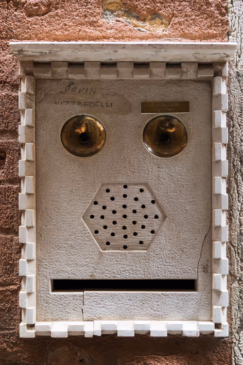 Item #50333857272383233096996380194053659794752913359796944125159314795678817845249 Media