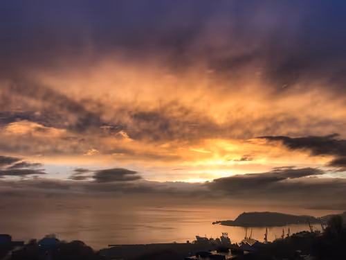 Item #23179193386715460252506726521430790136408415778135078432780547075841927938049 Media