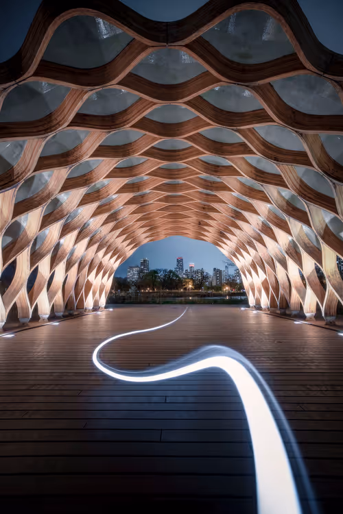 Item #14054569312268367993053697305738554015788198426264052526944607357685611888641 Media