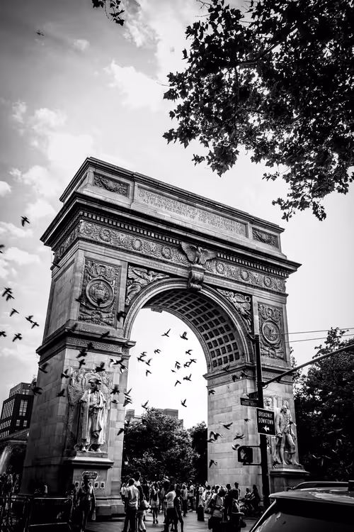 Item #4356313277186310688278388877259686636722187435374575515082253943434108731393 Media