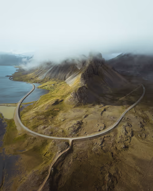 Item #3675481411317596523649091696801759419370078050223984411814034749205552037889 Media