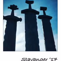 #50 | Sverd i fjell.