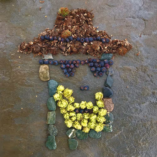 Item #98107617753721193587173935520703534334244090805083319737588344782088210219009 Media