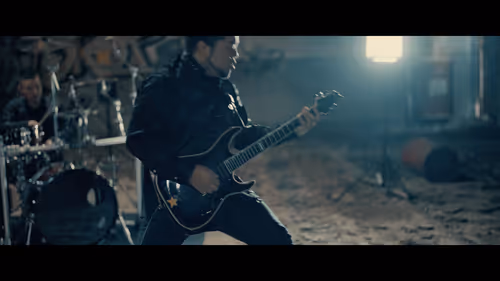 Item #88509908329749331638910955572922713572046517574052922478774750588054060138497 Media