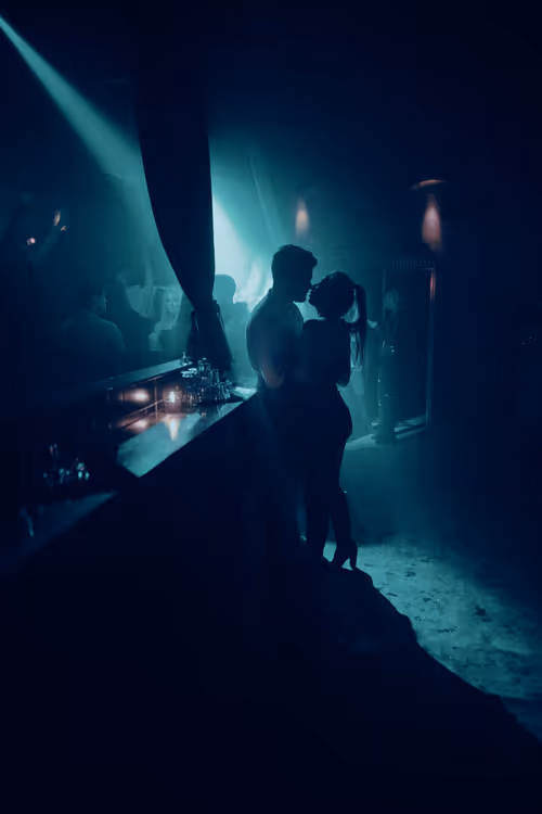 Item #66441873994140045921999615283650104973925355742064477402839904737937491755009 Media