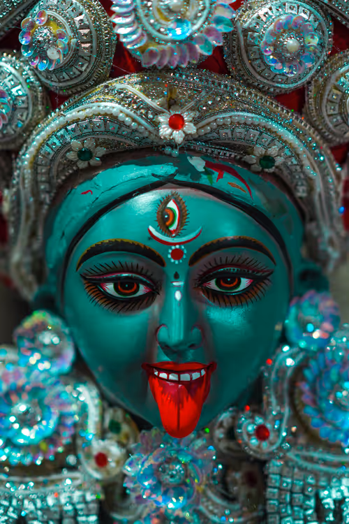 Item #111967298880677850776338953237010740789331740215054614070670721277532724789249 Media