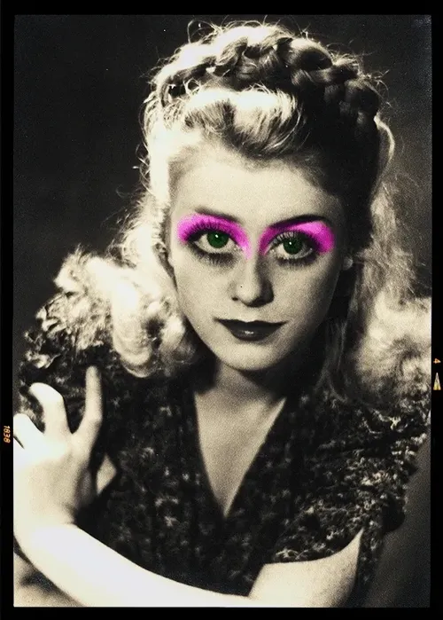 Item #8566519978719071185519784327181695080368580937632118186134509092856332812289 Media