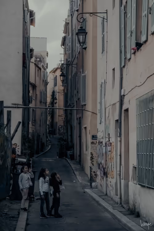 Item #74875889141145645292753782198545527001710615385351102791311981713234524635137 Media