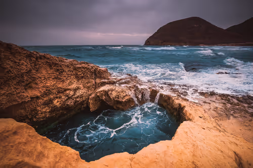 Item #96927138123694371990624378573919196862016558693078256504060925365734321684481 Media