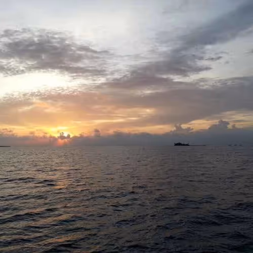 sunset of maldives
