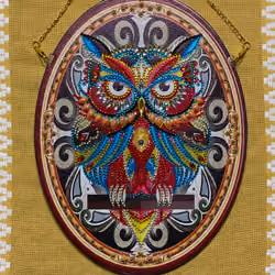 Protective cristal owl