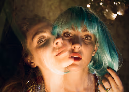 Item #107431263592480299811499235302818049319062692943160370239942642534141642407937 Media