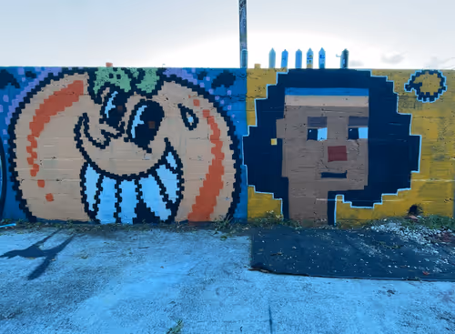 Item #39065281657786333209030148189603636702329879012588570810227887186869301018625 Media