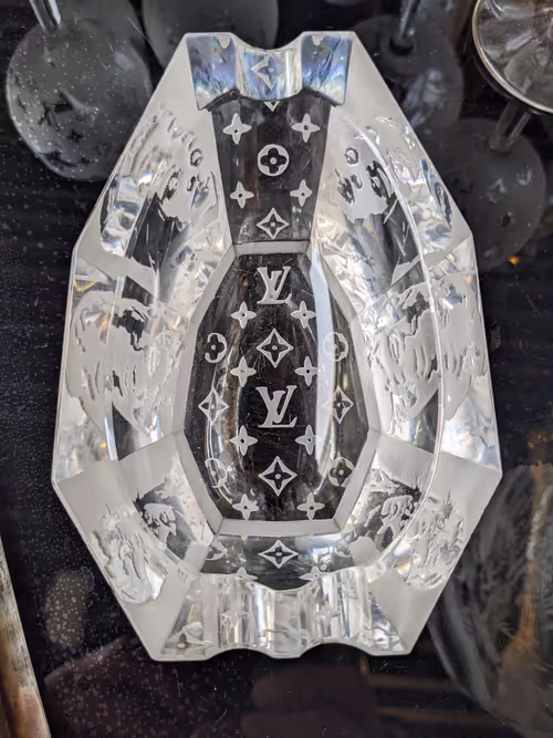 Item #39593655939985855129749082379850820769736281827755441986965108826900306853889 Media