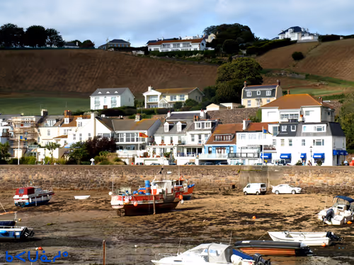 Item #38469634544055033107875817042936200122827226354642332037558817916206675132421 Media