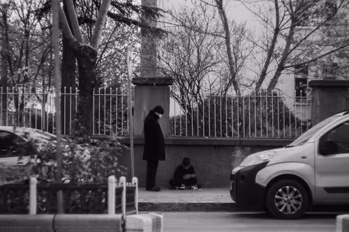 Item #105419836477870166218084367187945295415910515977306165573773810907632115908609 Media