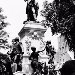 103869953884735727563221393256320645863605690120870363676987596942283240374273