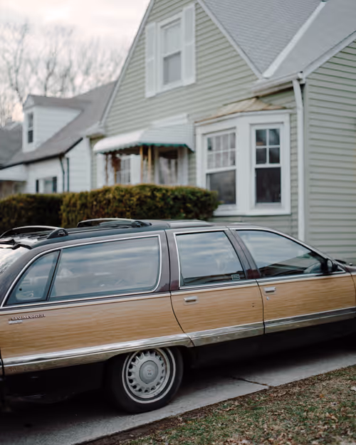 Item #84024337187978620715230419621117726226038651953477556812325436850135164256257 Media