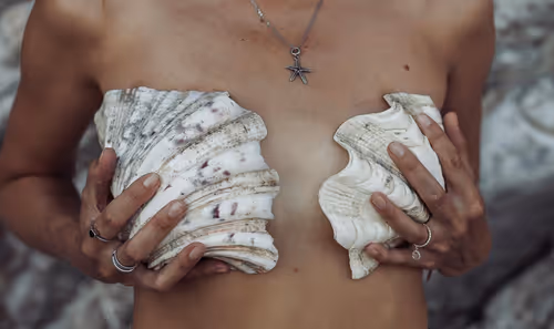 Item #10131091269614992036282423481586678676523236566671546346822082725531093041153 Media