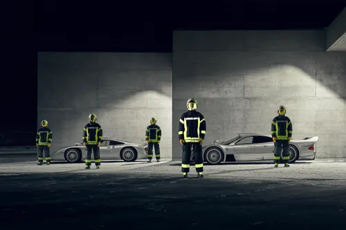 Item #18932305824728607309406973374401543082334769892490111625385641692573307240449 Media