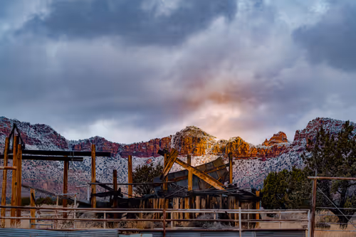 Item #4777953153526599569062198925190878774289520256553367647462911637901121945601 Media