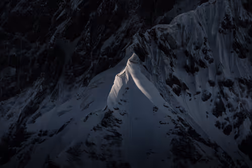 Item #55403408665547609189092792610750107765895786822855229620827418909676947898369 Media