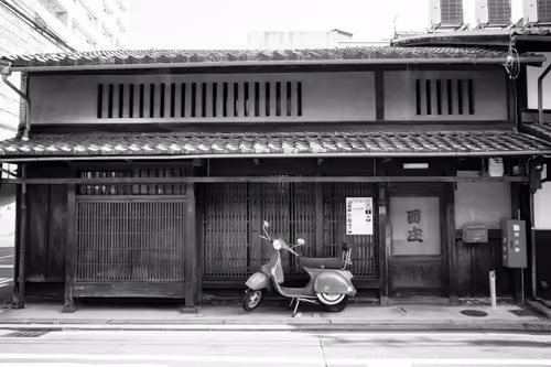 Item #41560785827232416525944829865744296418269522229924950073552194980565198307329 Media