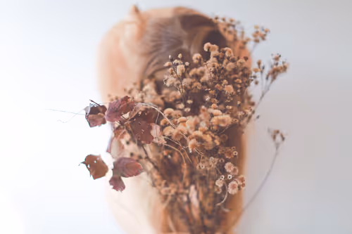 Item #40498021365110625873163859620955492987361950717153146364459205234138653130753 Media