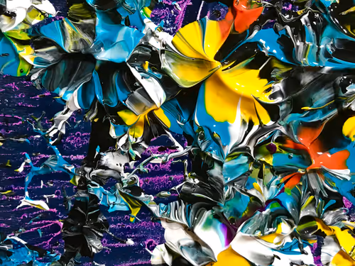 Item #11071991194666046124730794523060237623199268044781053194957188604484084826113 Media