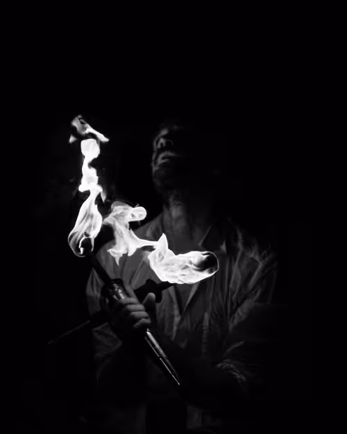 Item #692228807633545716775757127906681102618653973765444029041337446939859353601 Media