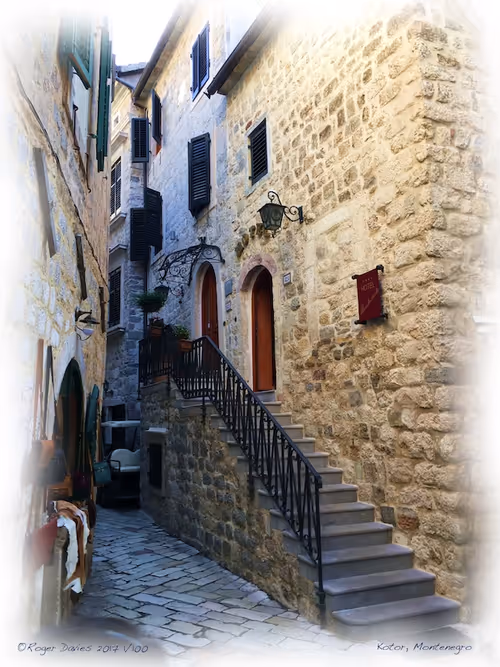 Item #25766228410116791685339336380012731519026805930459738932816938918262287106148 Media