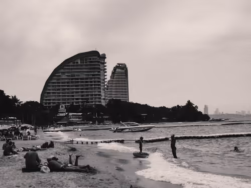 Item #93053345954396449184125693441989771853950921288224263024317593981673887760387 Media