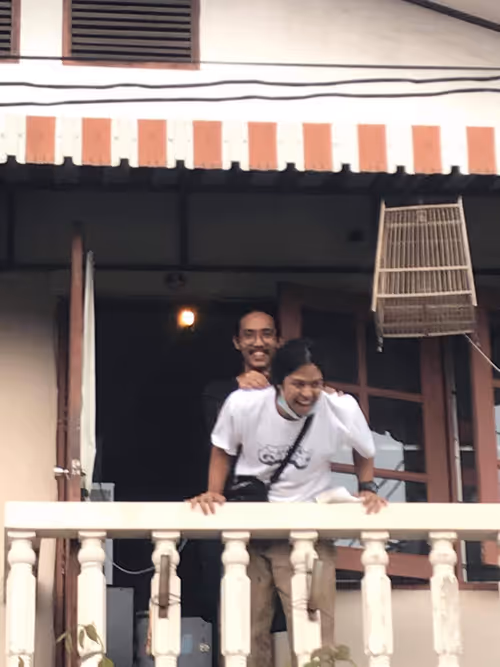 Item #76975998440350829743191934524886950676595888133937665532133961501683157565441 Media