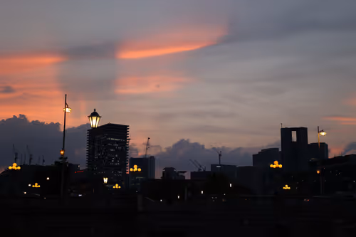 Item #3735734369728816031282171475515836377968695268850327965950261189316460937217 Media