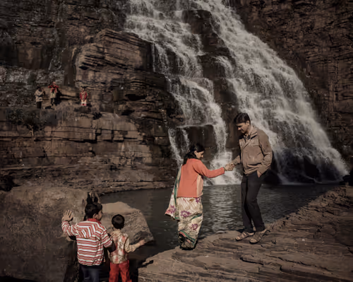 Item #80141737210111839928667523403933295145384279437019335330195524791773316513793 Media