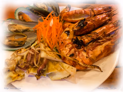 Item #25766228410116791685339336380012731519026805930459738932816938900670101061732 Media