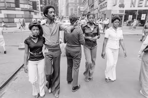 Item #60740029123773318915164341462902319035249853642655714281377482213699325263873 Media