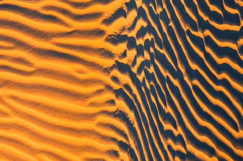 Item #30006959311443185004214998221159267460305523882483660266177696123989966979073 Media