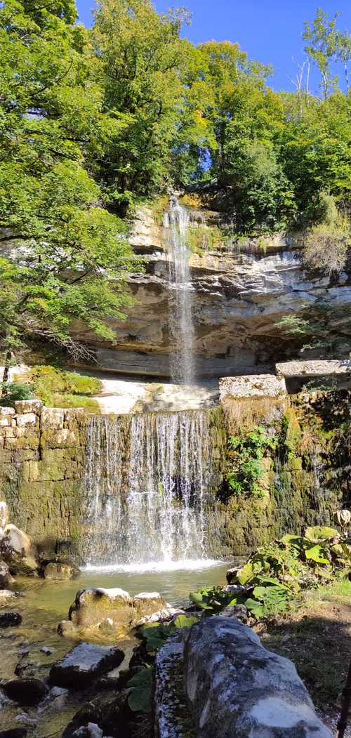 Item #20398726912547406339970687891835182810511091541282257052992388715262213357569 Media