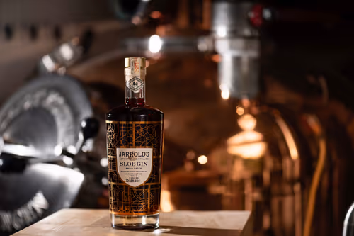 Item #64118371424688958751538633986780976498675570925849482762185158710034933219329 Media