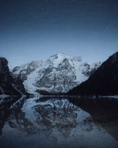 Item #1681200608944986882710212351087985927498901891912841592381619106744855691265 Media